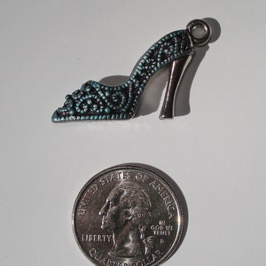 Von Hand bemalt, Schuh 3D, Petrol grüne Damen Anhänger oder Charme, Antik Silber Metall