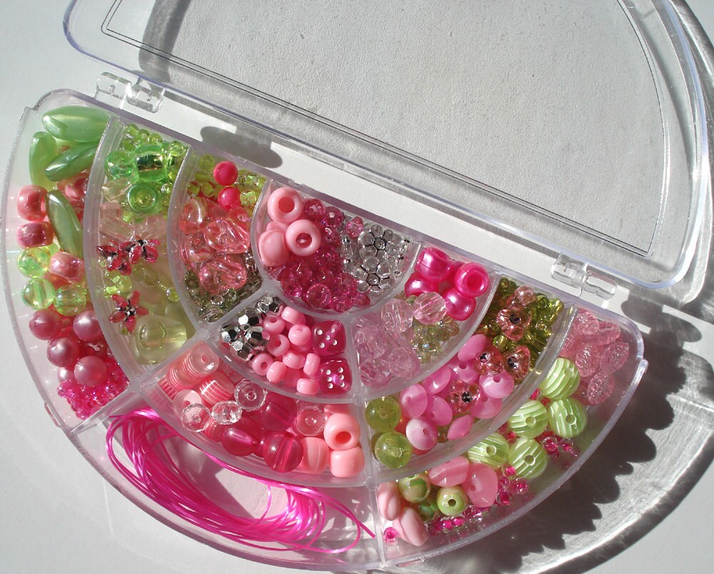Bead Kit Watermelon Colors Acrylic Beads Hinged Half Moon Shaped Plastic Box Stretch Cord