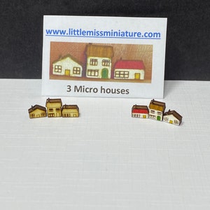 Set of three tiny house ornaments for you to paint 1:48 or 24th scale