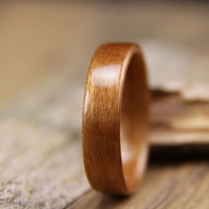 Classic Cherry Bentwood Ring - Handcrafted Wooden Ring