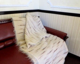 Handmade Wool Blanket: King Bedspread, Scandinavian Woven Decor