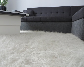 Flokati Rug, Fuzzy Sheep Skin Woven Rug,Premium Grey Shag Fur Area Rug,Bed Room Decor,Home Accents,Modern Shaggy Carpet,Long Piles Throw Rug