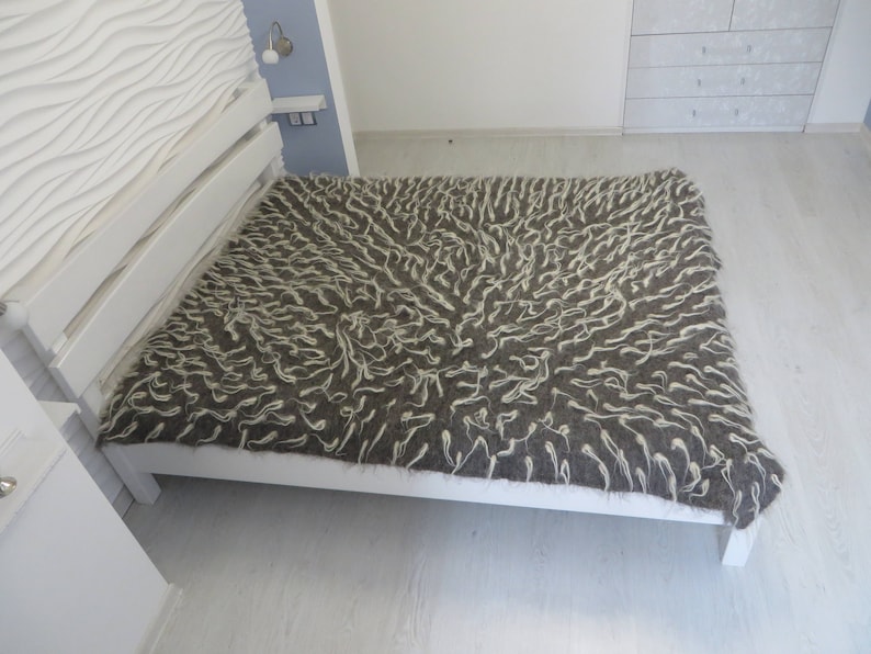 Wool Blankets,Wool Bedding,Bedroom Decor,Throw Blanket,Woven Blanket,Grey White Throw,Bed Cover,King Bedspread,Weighted Blanket,Sofa Floor