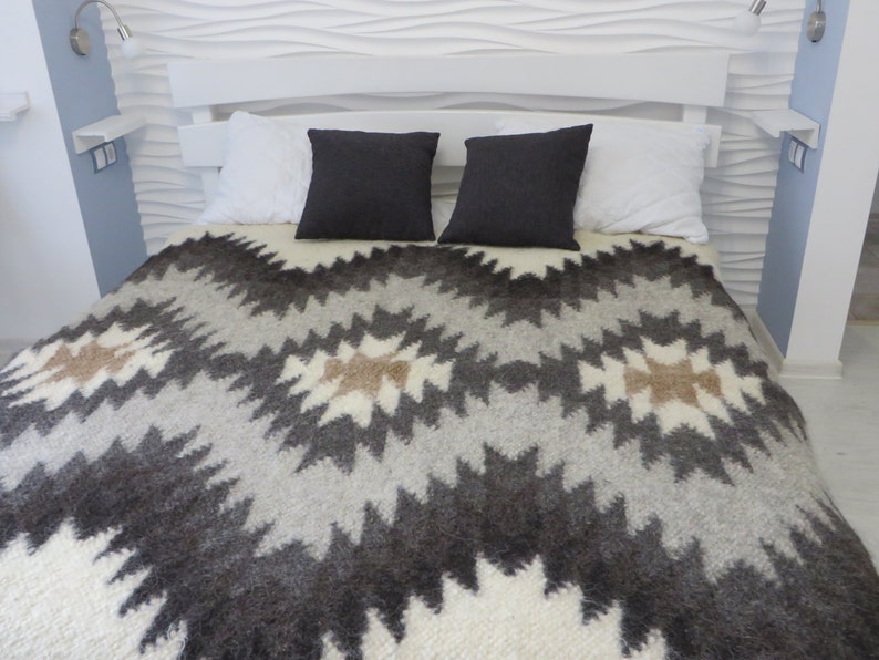 Wool Blanketaztec Print Blanketbed Coverbedspreadbed Throw Image 0