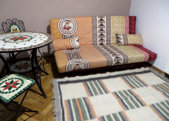 Geometric Wool Area Rug: Handwoven Carpathian 'Lizhnyk' Rug (140x200cm)