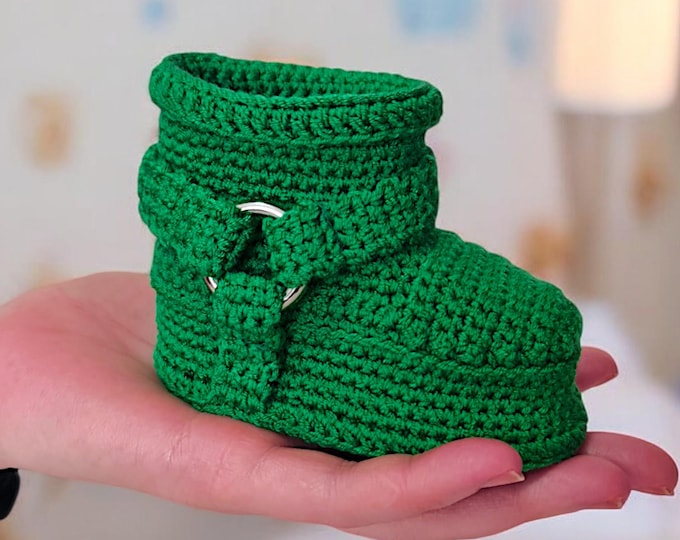 Handmade Eco-Friendly Green Baby Booties - Cozy Wool Shoes for Newborn Boys & Girls - Perfect Holiday Gift