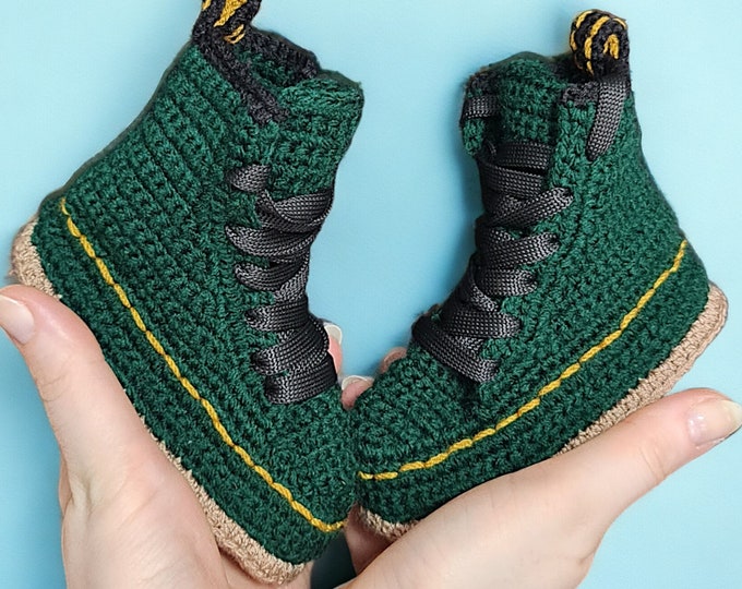 Handmade Green Baby Crochet Booties - High-Top Baby Custom Sneakers - Gender Neutral Gift - Punk Baby Boots