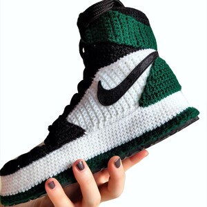 knitted jordan 1s