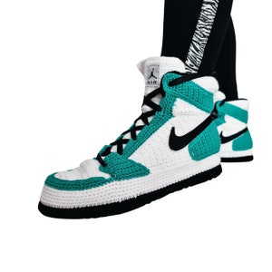 big slippers jordans