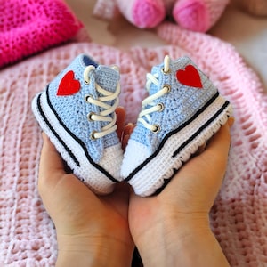 Crochet Baby Booties Sneaker Style, Personalized New Baby Gift for Girls and Boys, Baby Showers, Birthdays, Gender Reveals and New Moms Gift