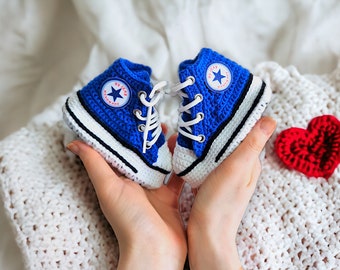 Comfortable Crochet Booties for Babies - Newborn Gift - Baby Shower Present - Gender Reveal Gifts - Newborn Sneakers - Soft Yarn Baby Shoes