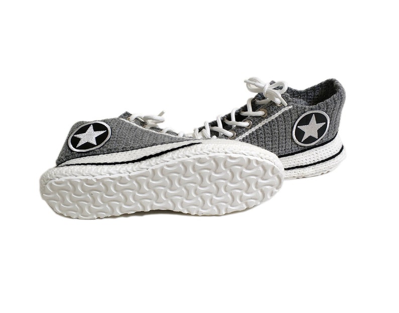 converse crochet low top