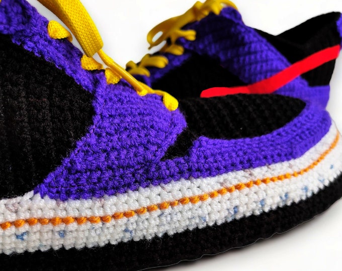 Multicolor Low Top Sneakers Slippers, Custom Purple Wool Slippers, Cute Plush Booties, Crochet Sock for Women, Colorful Shoes, Birthday Gift