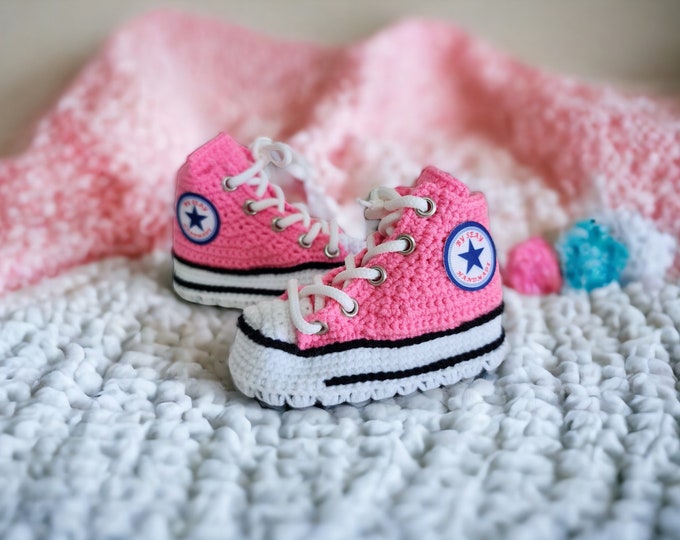 Crochet Baby Pink Girls Booties, Custom Crochet Newborn Shoes, Eco-Friendly Baby Wear, Gender Reveal Gift, Personalized Baby Sneakers Gift