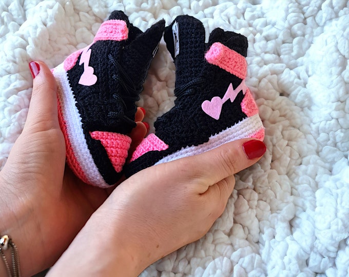 Crochet Baby Pink Sneakers Booties, Basketball Baby Shoes, Personalized Newborn Socks, Gender Reveal Baby Shower Gifts, New Baby Gifts Girl