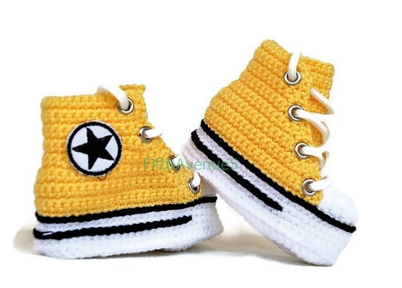 knitted baby converse