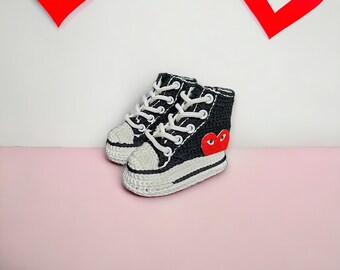 Scarpine in morbida lana stile Converse scarpe da ginnastica per neonati all uncinetto set regalo di benvenuto per neonati stivali bianchi personalizzati per bambini regalo per baby shower per bambine...