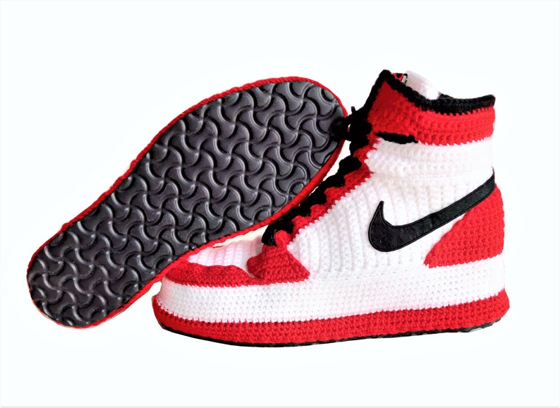 knitted jordan 1s
