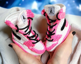 Baby Pink Crochet Sneakers Booties - Baby Photoshoot Shoes - Newborn Shower Gift - Crocheted Soft Socks - Infant Photo Props - Stylish Wear