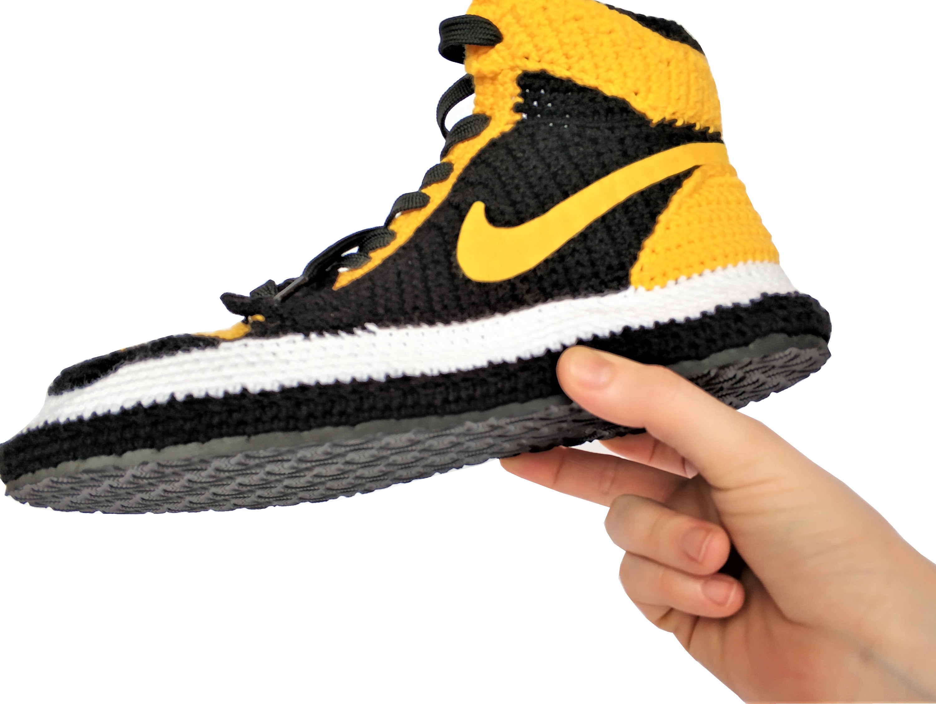 Hanmade Custom Crochet Sneakers 