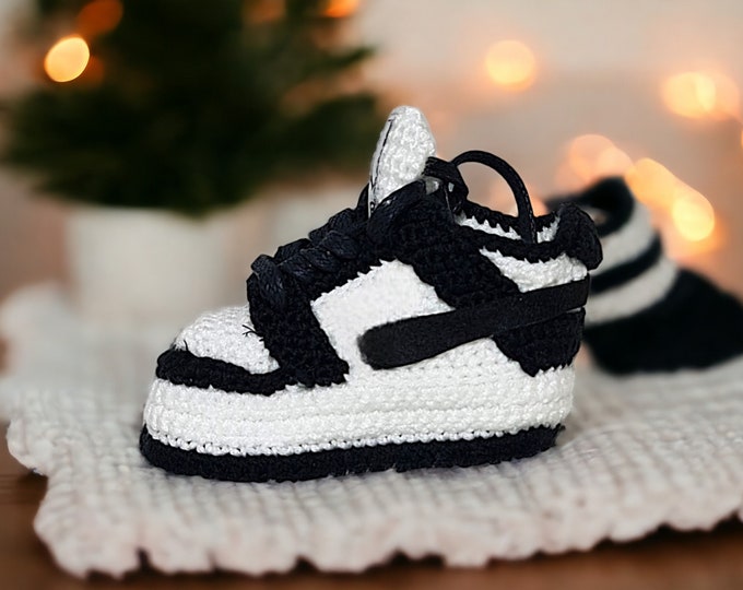 Wool Handmade Baby Basketball Shoes - Gender Neutral Newborn Slippers - Custom Knit Infant Booties - Eco-Friendly Baby Shower Gift