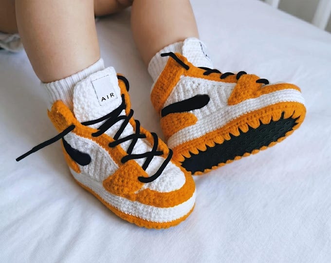 Crochet Baby Jordan Sneakers, Handmade High Top Booties, Baby Shower Gift, Soft Sole Newborn Shoes