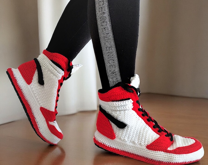 Handcrafted Crochet Jordan Style Sneaker Slippers - Customizable Basketball Fan Gift - Cozy Knitted Retro Sneakers - Breathable Plush Shoes