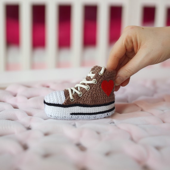 Baby knit deals sneakers