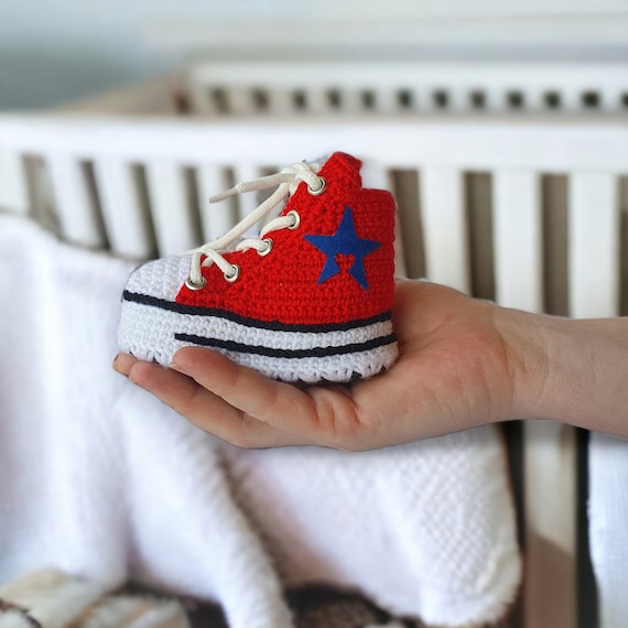Organic Crochet Converse style Baby Booties Gender Neutral Baby Shower Gift Baby Christmas Gender Reveal Announcement Gift Gender Neutral Etsy UK