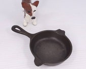 Vintage Wagner Ware Cast Iron Skillet Shaped Ashtray, Wagner Ware Ashtray, Cast Iron Ashtray