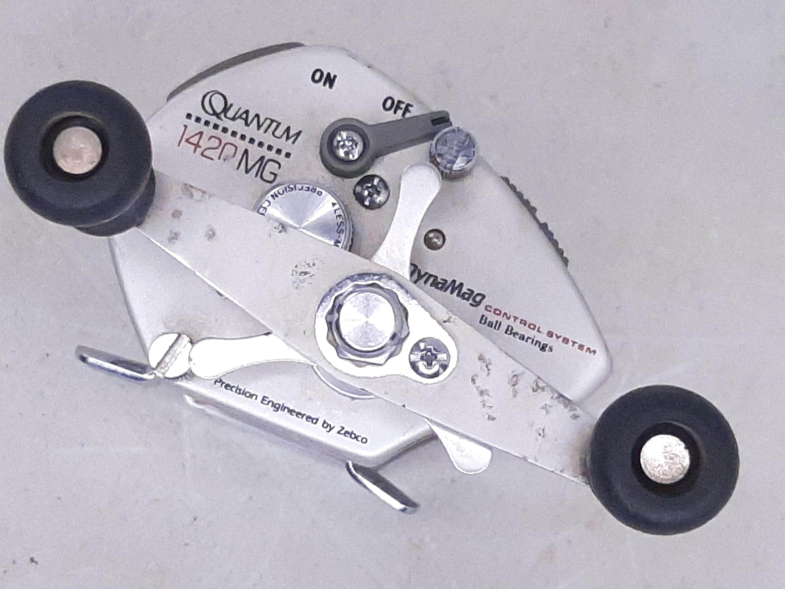 Vintage 1984 Zebco Brunswick Quantum 1420MG Baitcasting Reel Made
