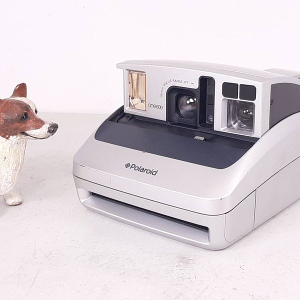 Vintage Polaroid One600  Instant Camera for Display/Repair, No Wrist Strap, Very Good Cosmetic Condition, Vintage PolaroidCamera