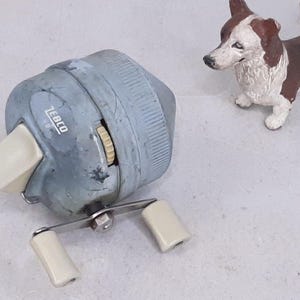 Vintage Zebco 808 With Metal Reel Foot, Was Black- Exterior Faded