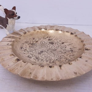 Vintage Brass Ashtray by Sarna Brass No. 529T, 8.75&quot; Diameter, Leaf and Flower Design, Has Stains and Wear From Use, No Damage, Sturdy Brass