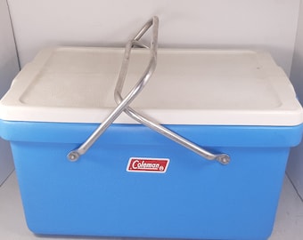 Vintage Coleman Light Blue Plastic Picnic Basket Style Cooler, Excellent Used Condition, Light Wear and Stains, Light Blue Coleman Cooler
