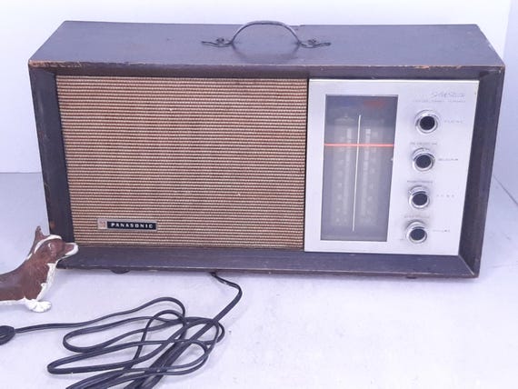 Vintage Panasonic RE 7257 AM FM Radio With Tweed Speaker Cover