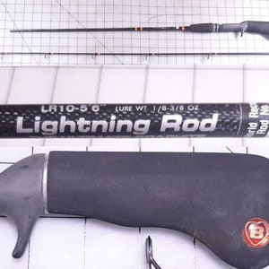 Vintage Berkley Lightning Rod LR10, 5'6" 2pc Graphite Casting Rod, Foam  Pistol Grip, Medium Power, 6-15lb Line, Excellent Used Condition - Etsy