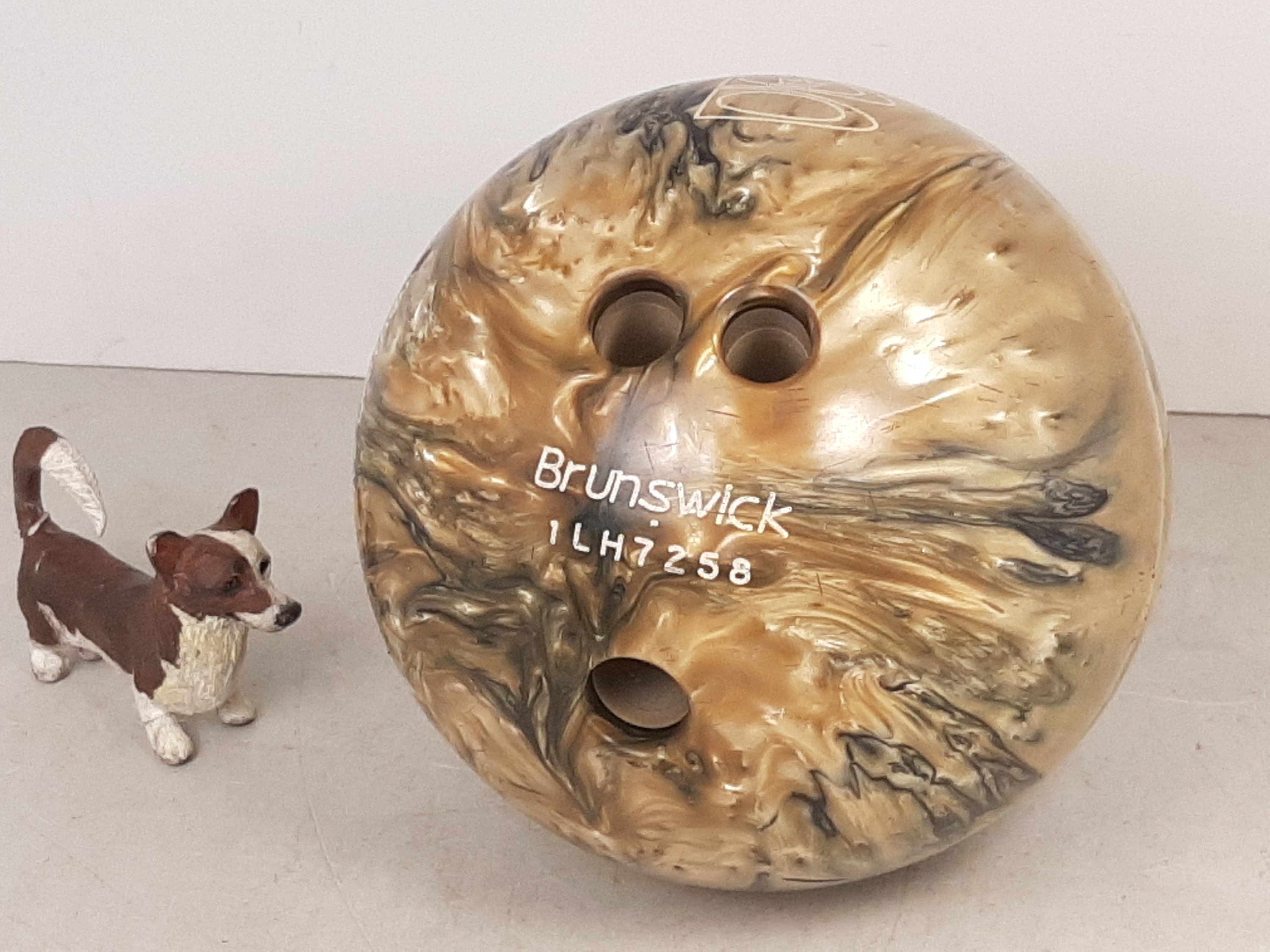 Vintage Brunswick Eclipse Bowling Ball With Gold and Pearl Swirl