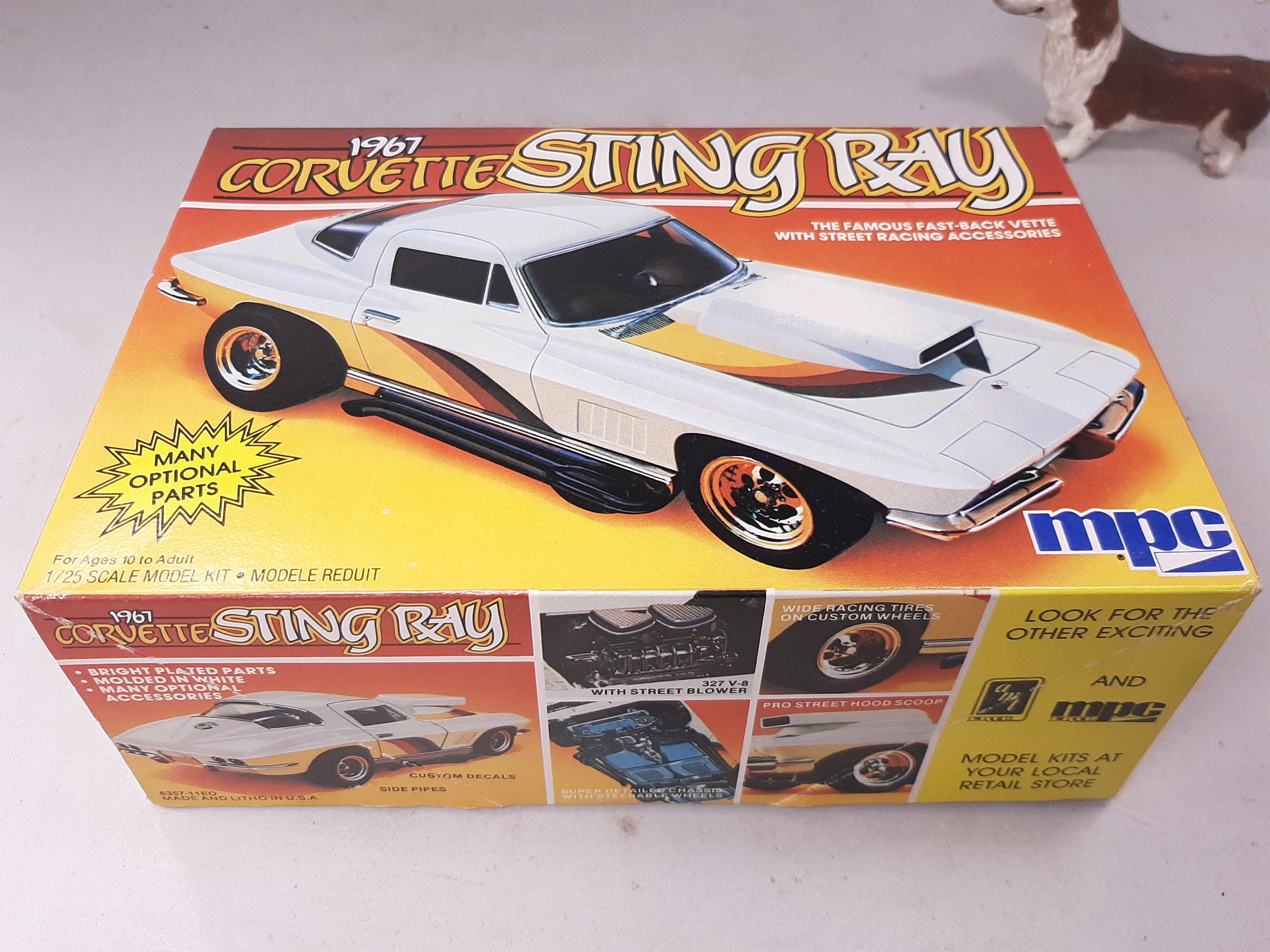 Vintage MPC 1967 Corvette Stingray 1:25 Scale Model Kit, Mostly