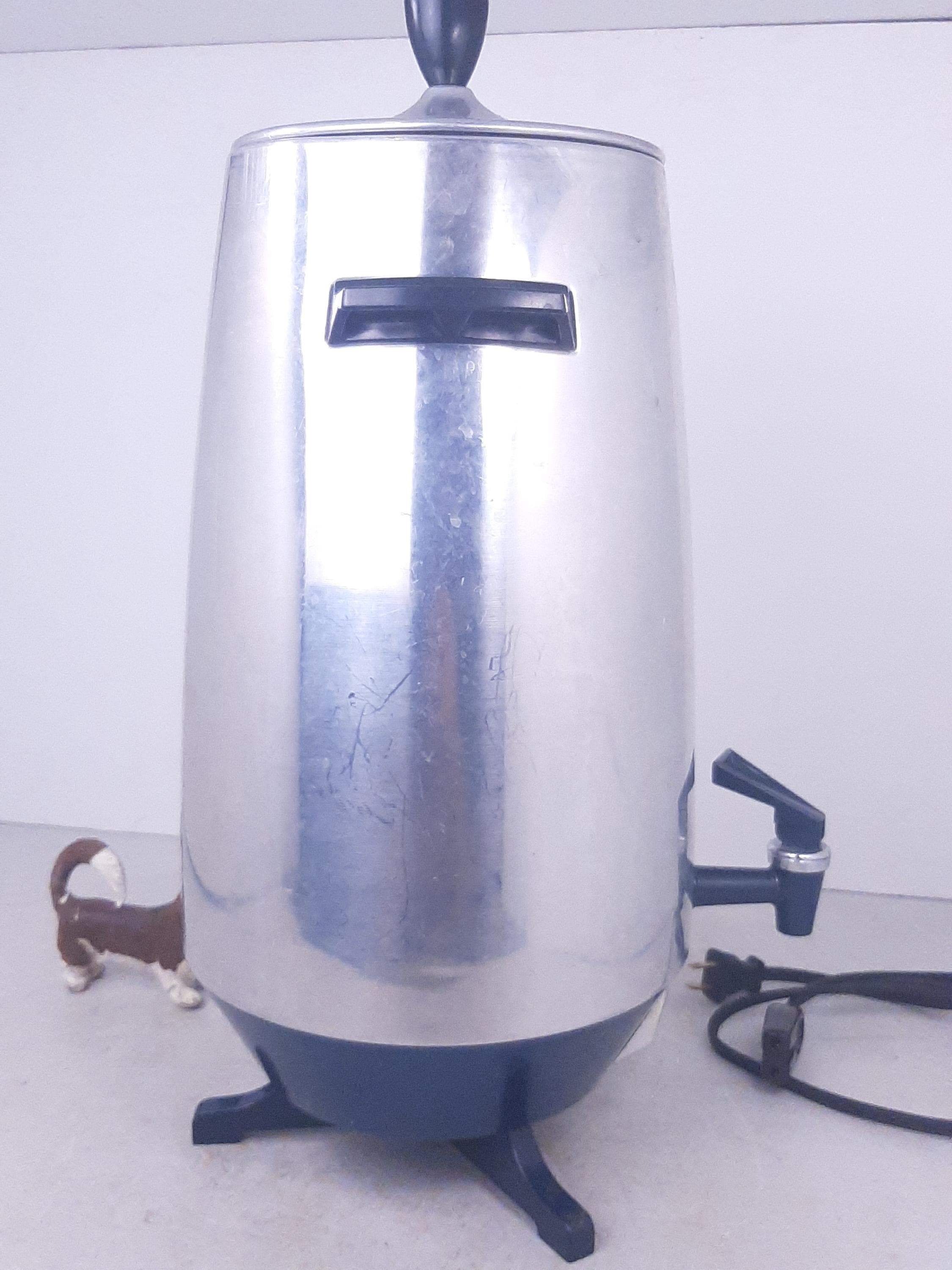 Vintage Mirro Matic Electric Percolator M0476 With Blue Base, 35