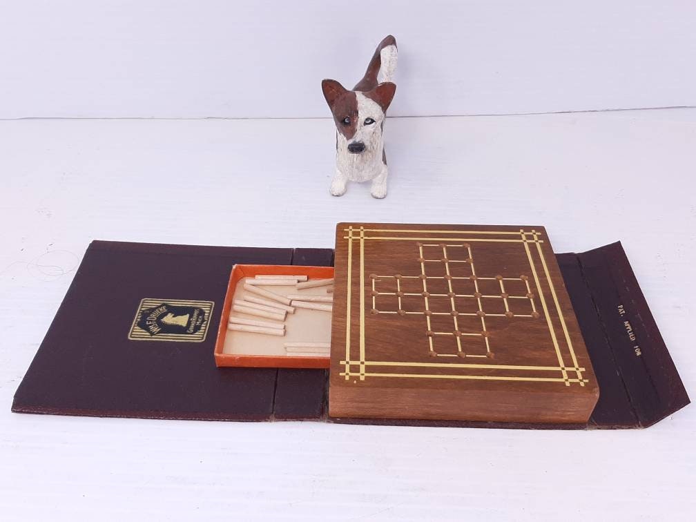 Dureke & Sons Wood Magnetic Square Solitaire Puzzle 1961