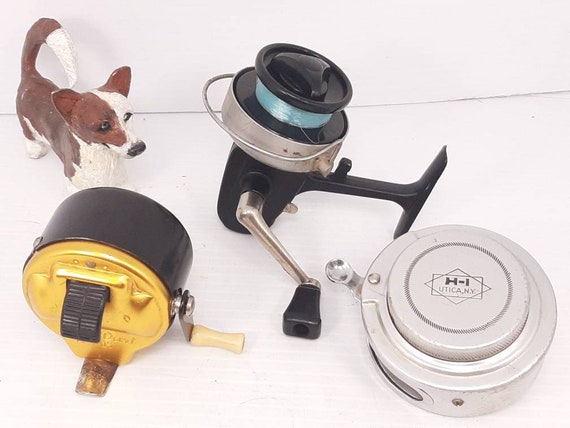 Lot of 3 Rare Vintage Fishing Reels, Bronson Dart No 905, Zebco 54