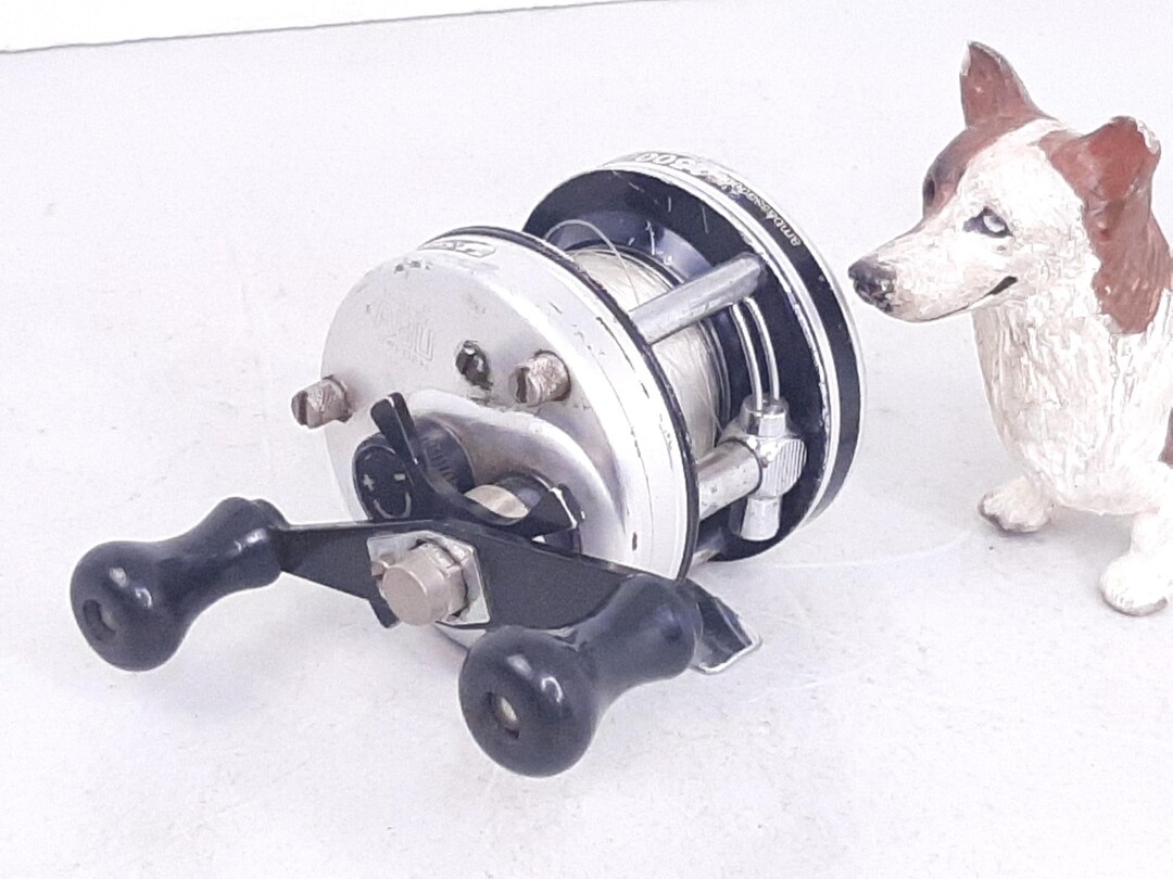 Vintage Abu Ambassadeur 4500CB Baitcasting Reel With Ball Bearing