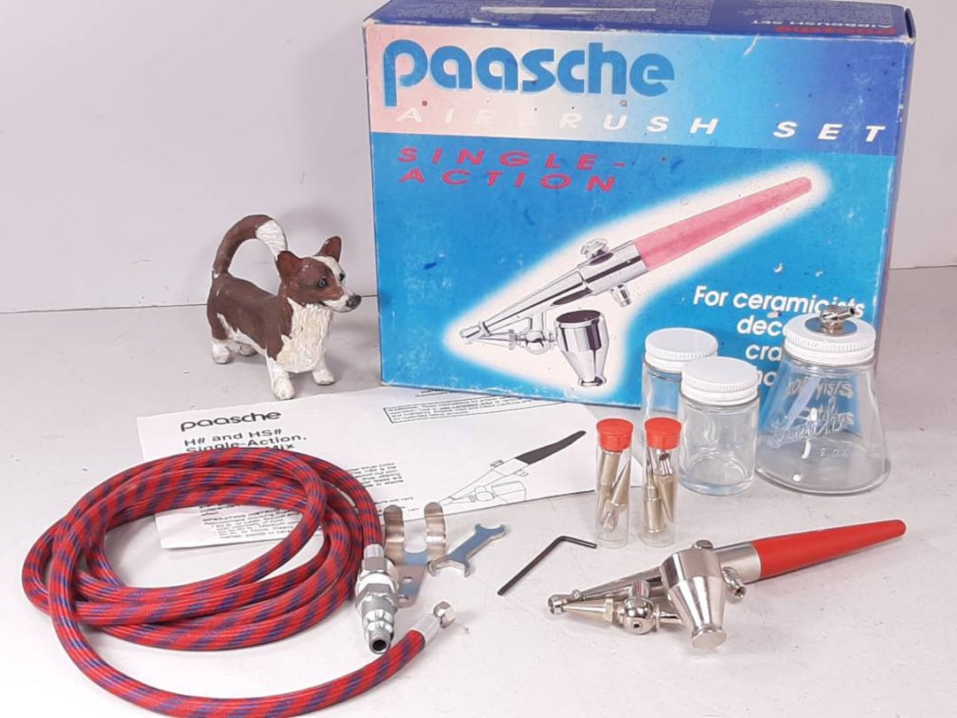 Paasche H Single Action Siphon Feed Airbrush Set