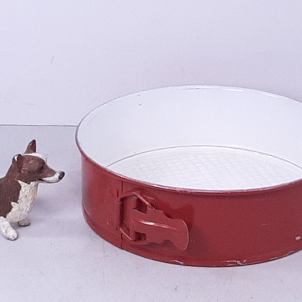 Vintage Nordic Ware Red and White 9" Springform Pan with Checkered Bottom, Very Good Condition, Mild Wear, Red and White Cheesecake Pan