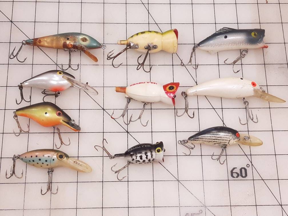 Lot De 5 Leurres De Pêche Vintage En Métal - Cuillers - Eau Douce - Années Passées