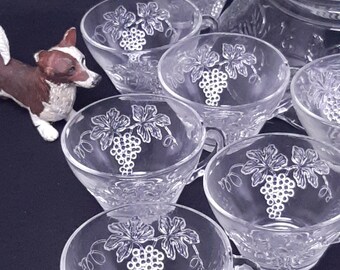 Vintage Anchor Hocking Grape Pattern 27pc Punch Bowl Set