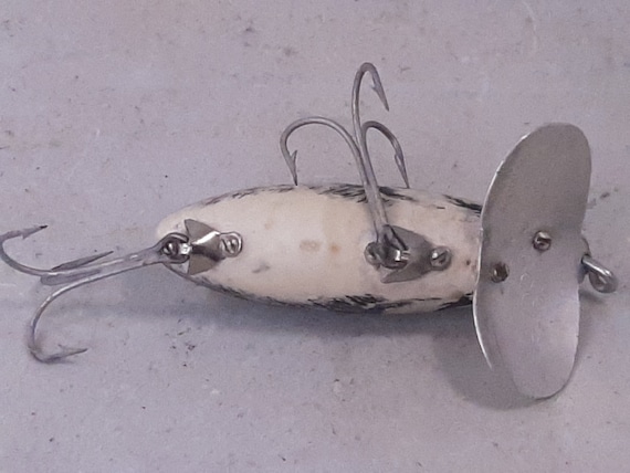 Leurre vintage pour souris Fred Arbogast Jitterbug, 2,75 pouces, 1/2 oz, manteau transparent usé et taches légères, très bon état d'usage, leurre pour souris Topwater - France