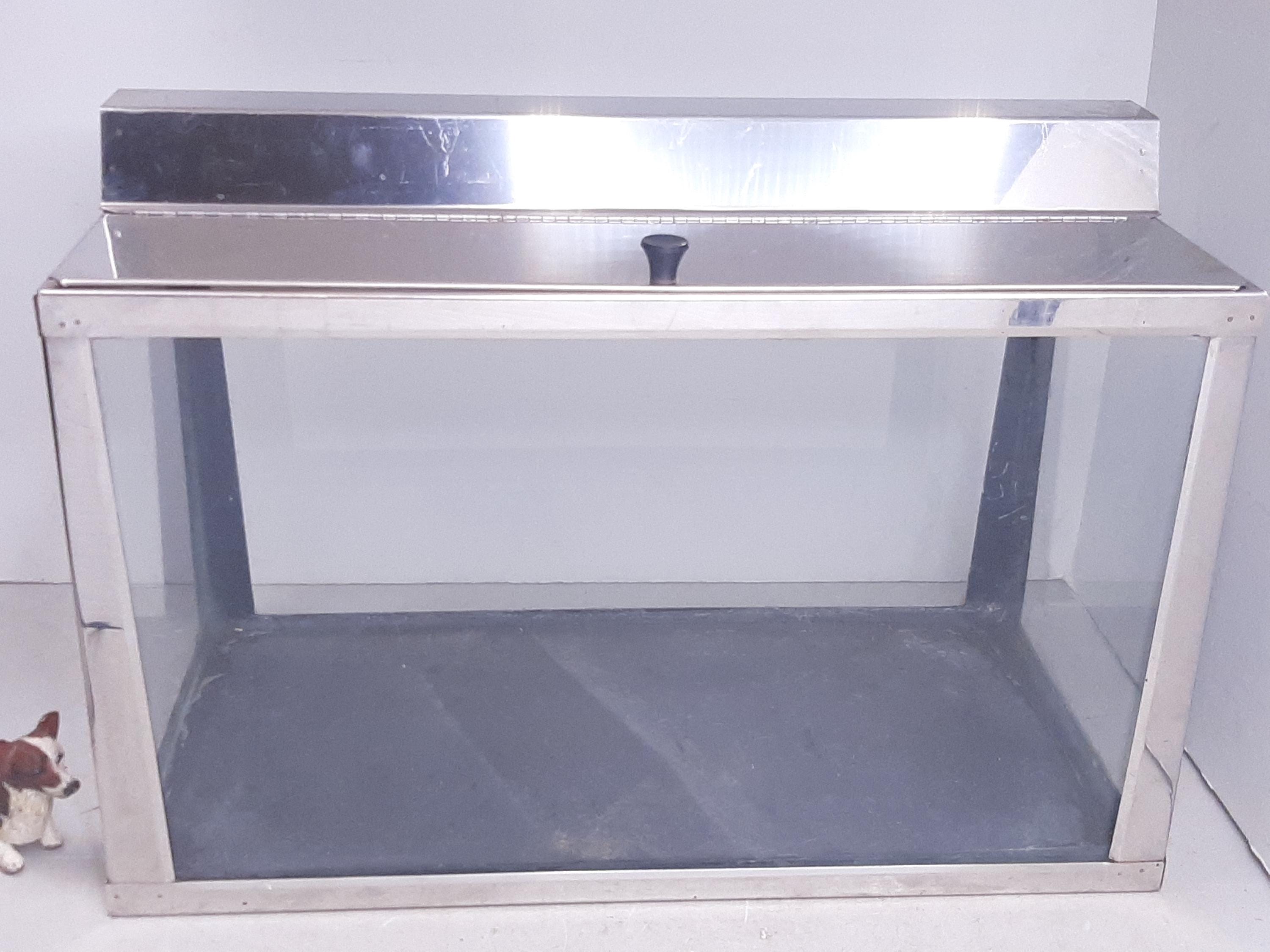 Vintage 10 Gallon Metal Frame Aquarium With Slate Bottom and Lid