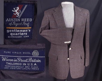 Vintage Austin Reed of Regent Street 39R Sport Coat, Charcoal Gray with Blue Square Check, Two Button Front, Vented, Excellent Condition